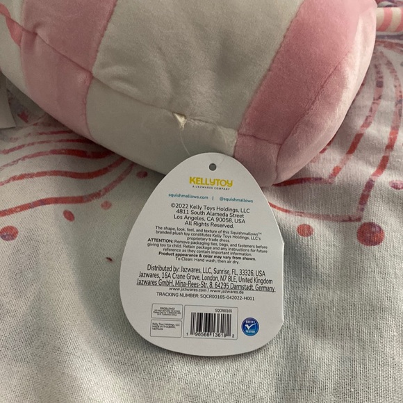 Squishmallows Squishmallow Amelie the strawberry milk stuffed plush - Picture 4 of 5